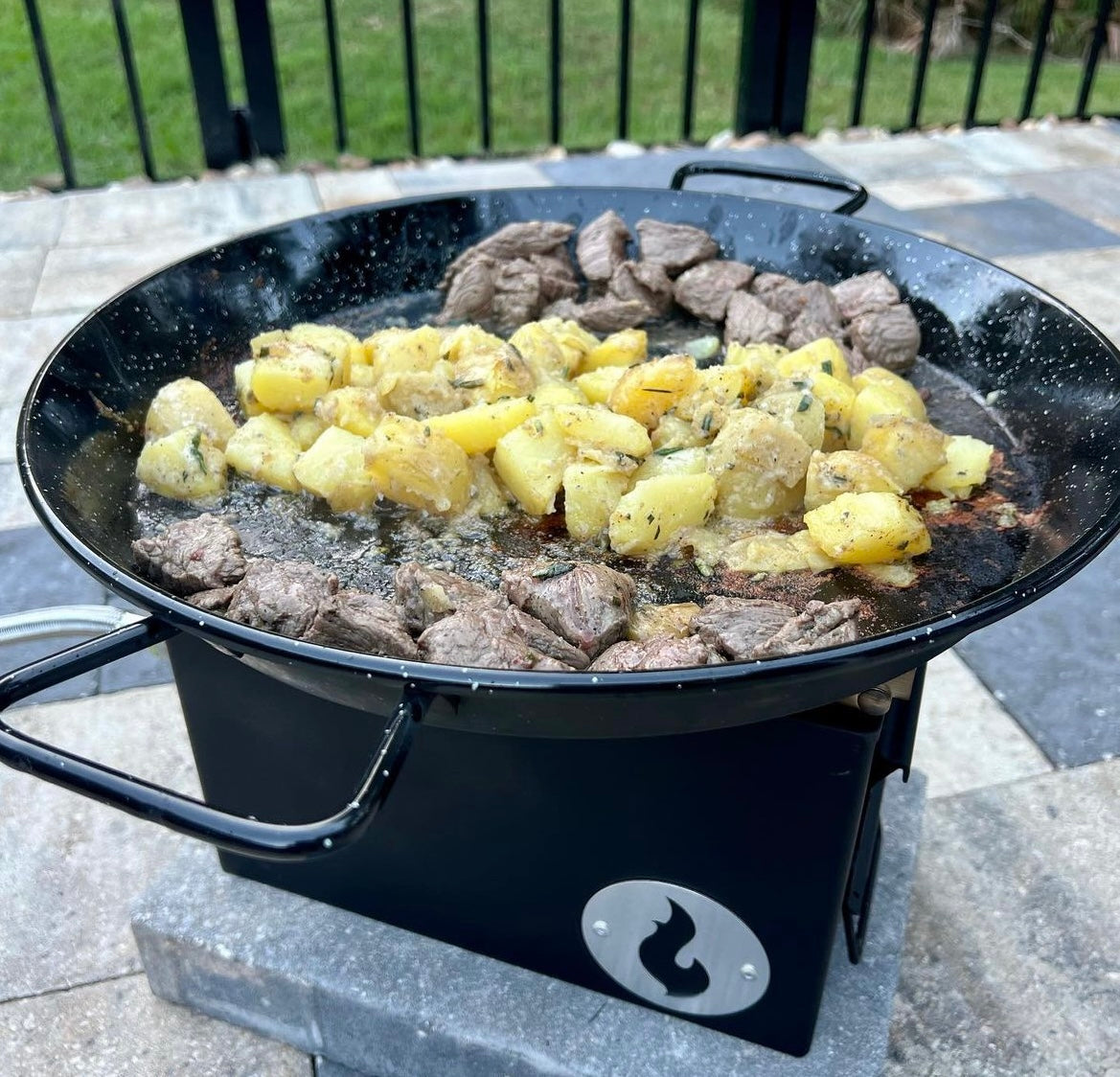 Camp Meal Ideals, Cooking Tips And Campfire Recipes – LavaBox